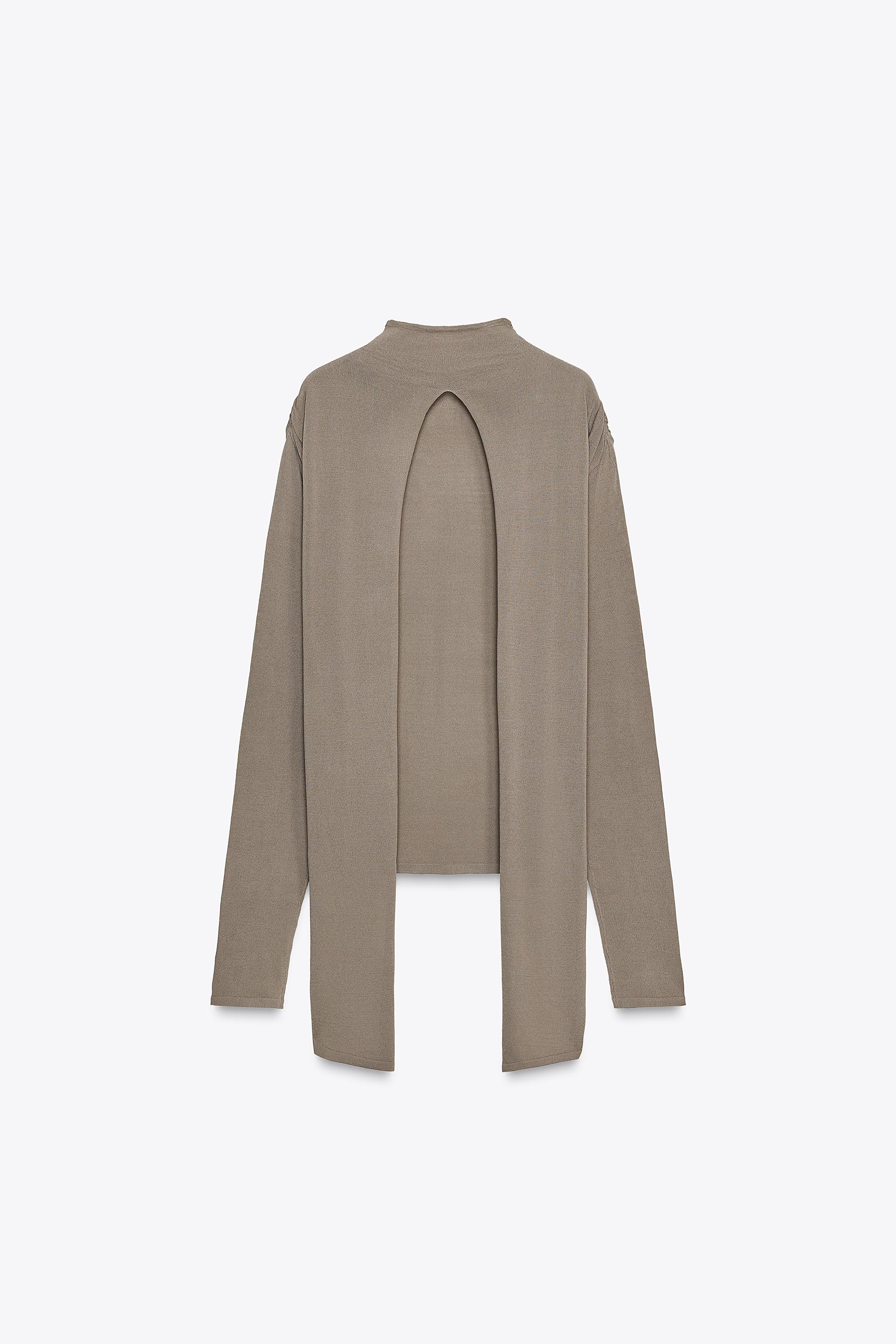 KNOTTED BACK KNIT TOP